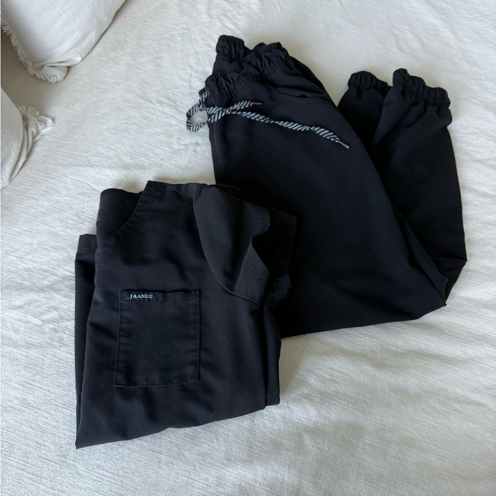 Jaanuu Classic Black Scrub Jogger set